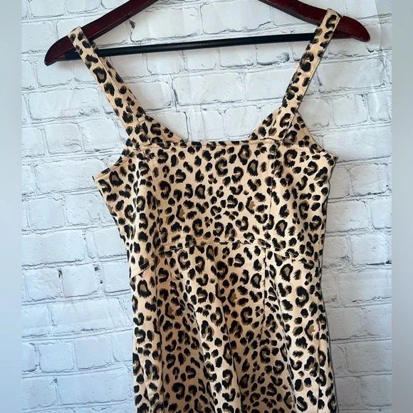 divided tan & black cheetah print zip down sleeveless dress size 4 - Picture 7 of 8